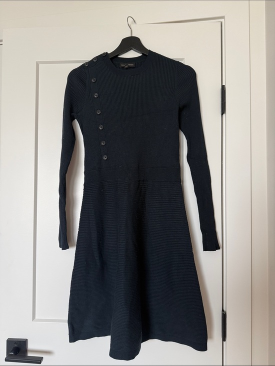 Banana Republic Dresses & Skirts - Banana Republic Dark Navy Ribbed Knit dress